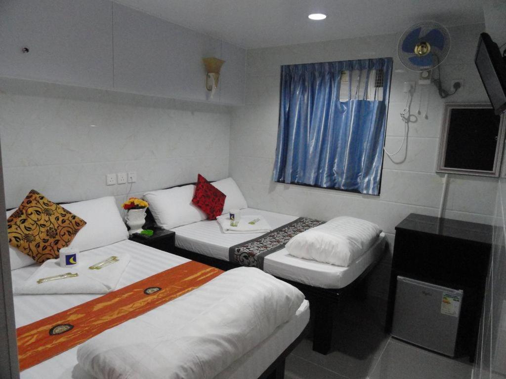 Days Hostel Block D Hong Kong Exterior photo
