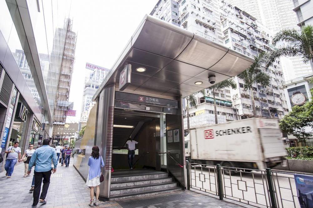 Days Hostel Block D Hong Kong Exterior photo
