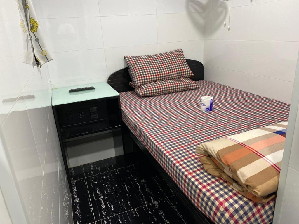 Days Hostel Block D Hong Kong Exterior photo