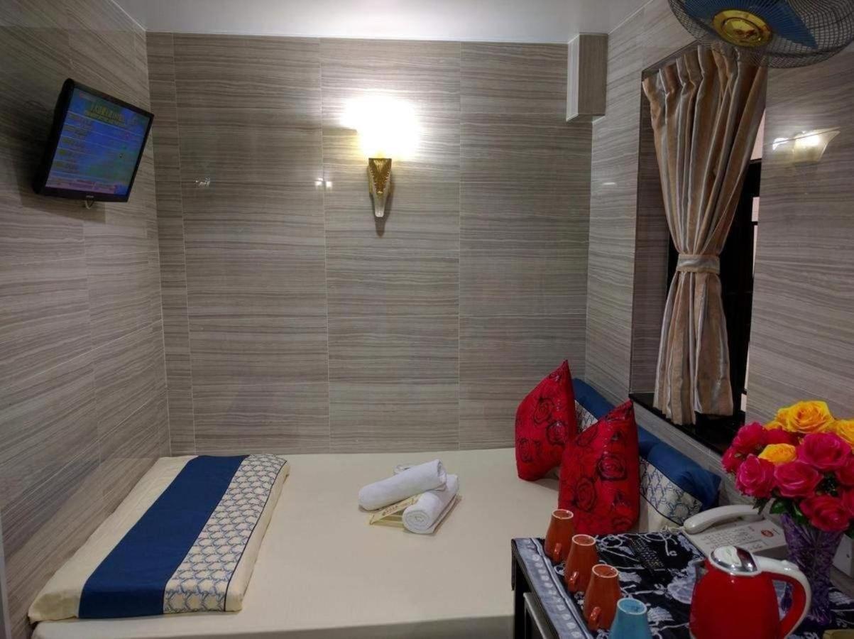 Days Hostel Block D Hong Kong Exterior photo